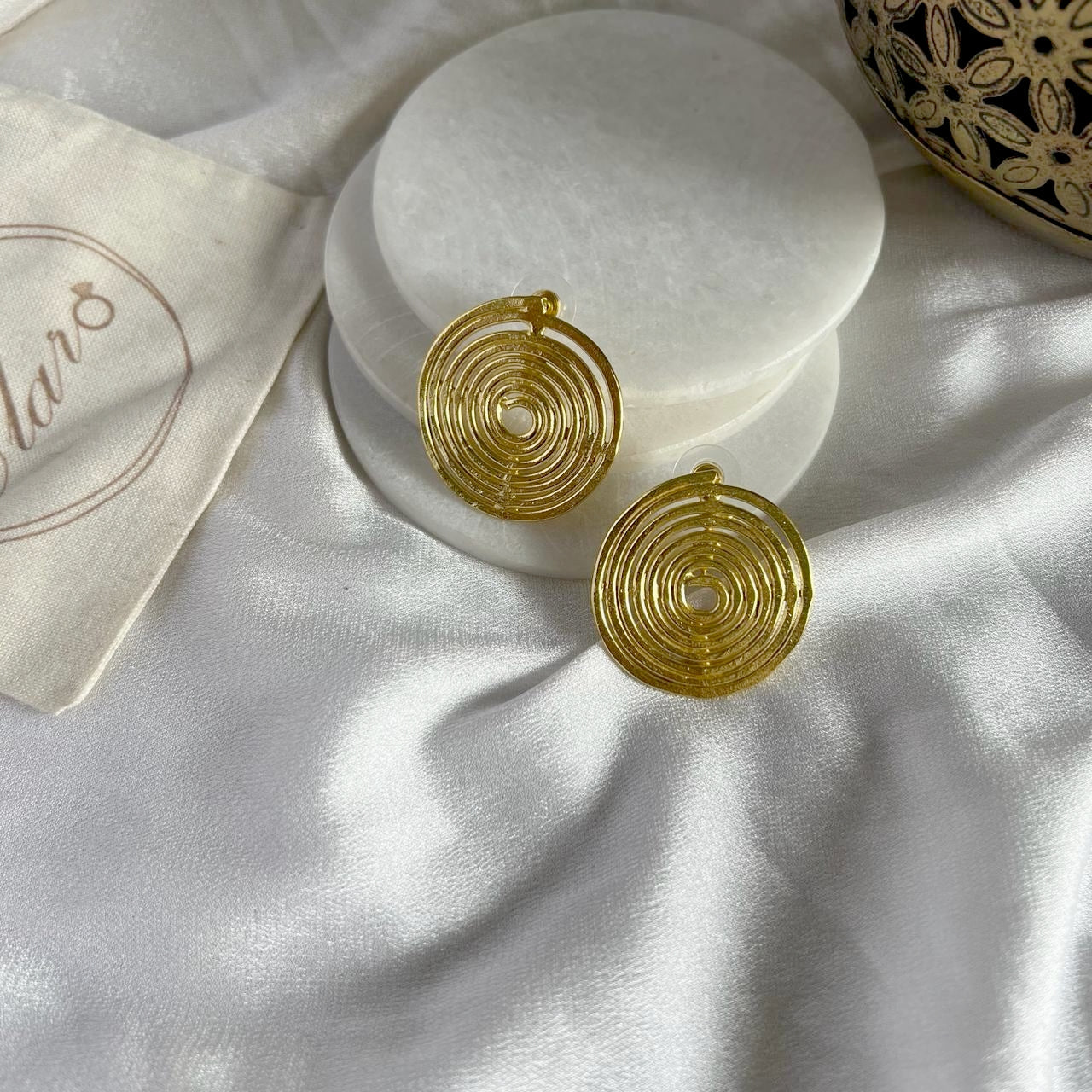 Curl Earrings