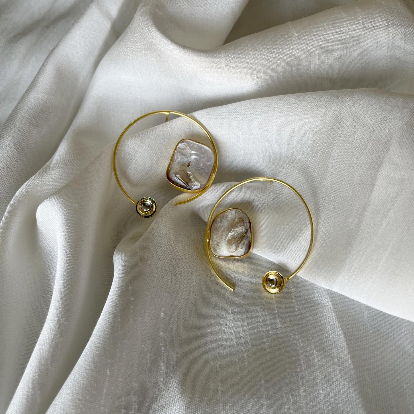 Marbel Essencce Hoop Earrings
