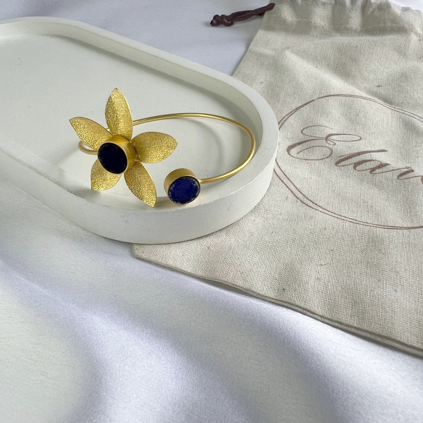 Garden Blue Bloom Bracelet
