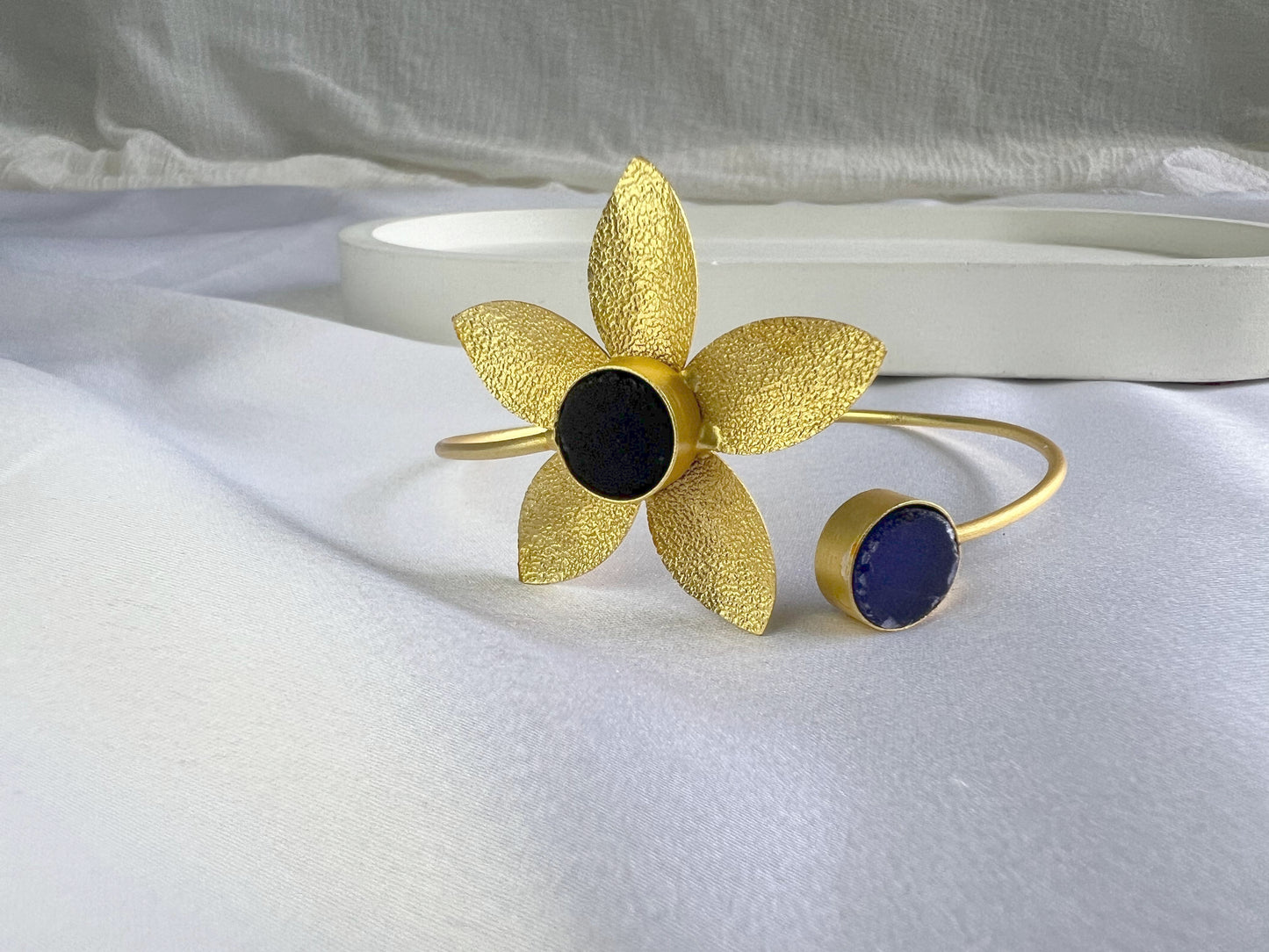 Garden Blue Bloom Bracelet