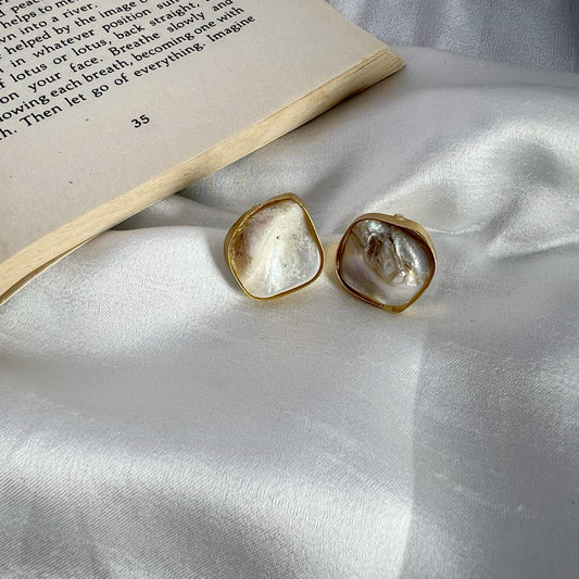 Ivory - The Mother of Pearl Earrings